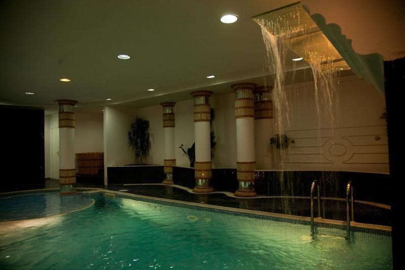 לואנדה Hotel Florenca מראה חיצוני תמונה