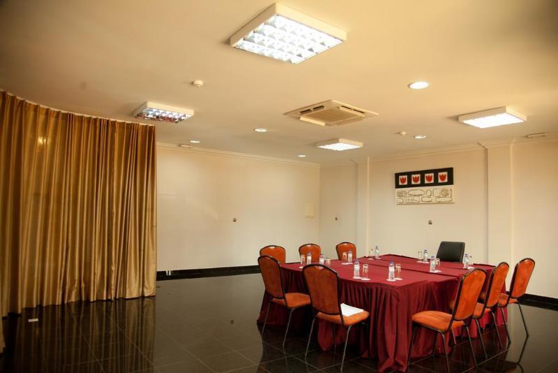 לואנדה Hotel Florenca מראה חיצוני תמונה