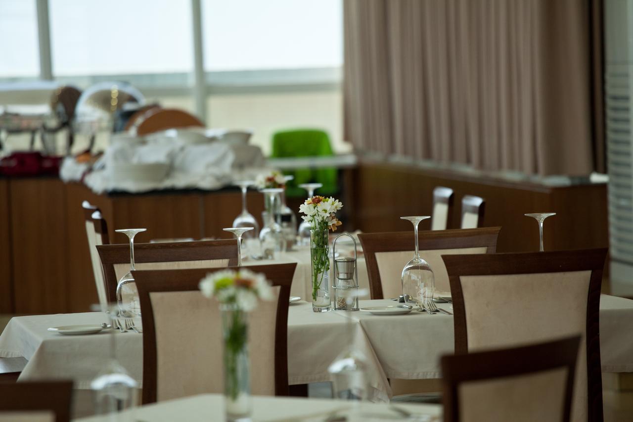 לואנדה Hotel Florenca מראה חיצוני תמונה