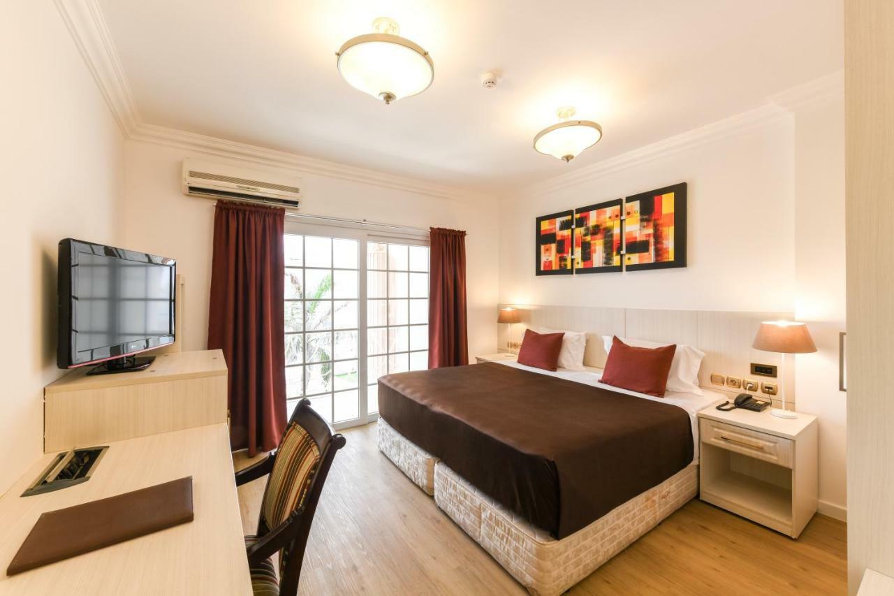 לואנדה Hotel Florenca מראה חיצוני תמונה
