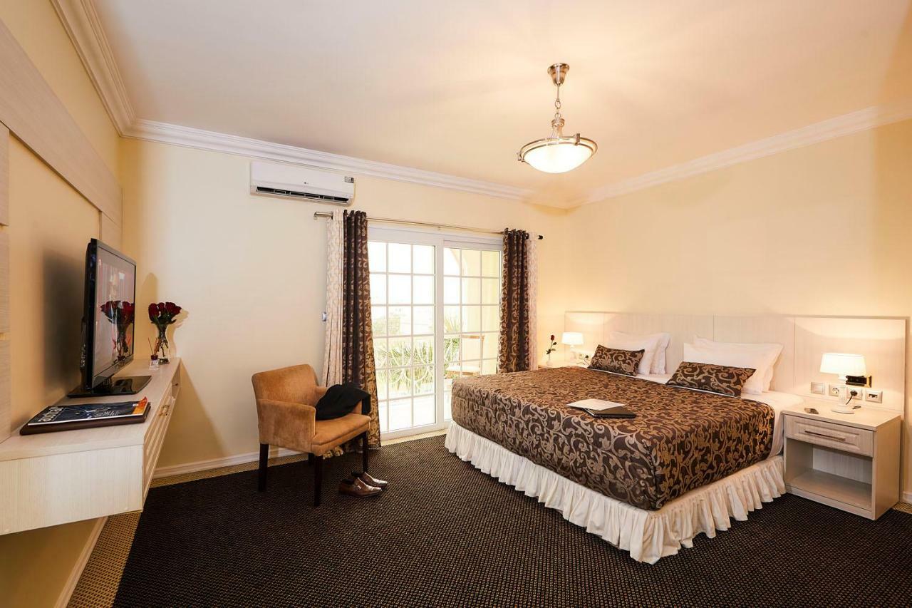 לואנדה Hotel Florenca מראה חיצוני תמונה